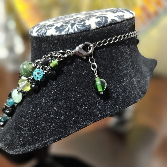 Lia Sophia Multi-Strand "Herb Garden" Green Glass Resin Beaded Necklace 17-20in - Picture 8 of 12